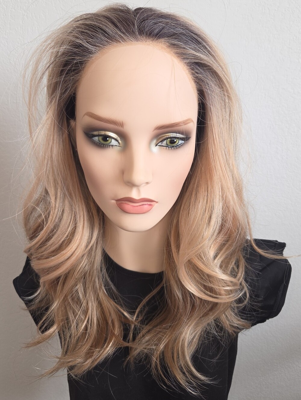 Chelsey Smith Crowns- Jen Peachwood Blonde Petite NWT